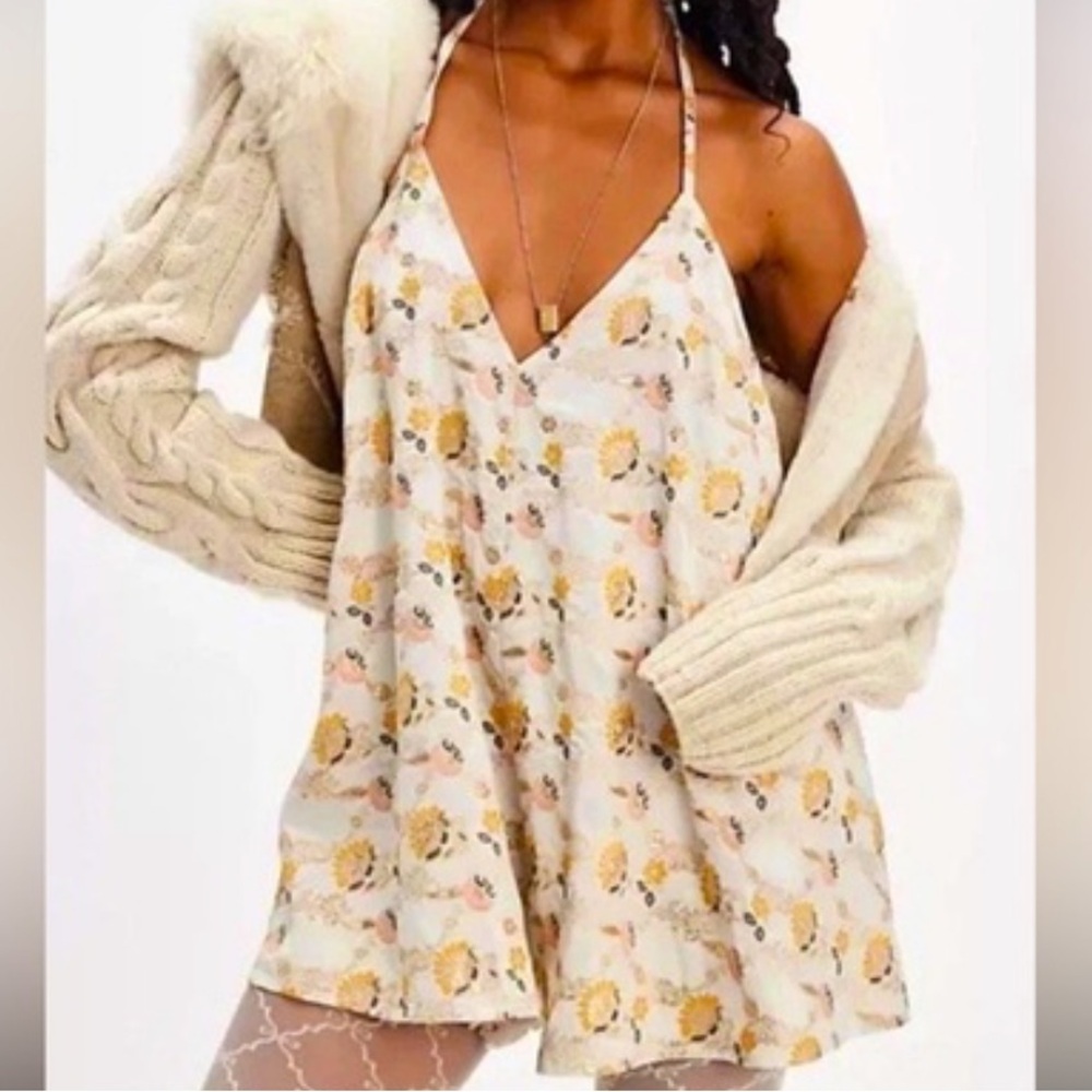 NWOT FREE PEOPLE chiara playsuit romper with metallic embroidery size small
